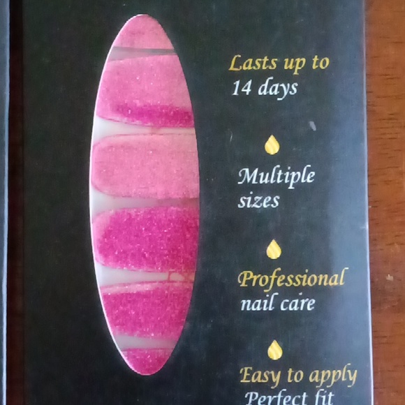 3 sets Rarity Nails - Picture 4 of 4